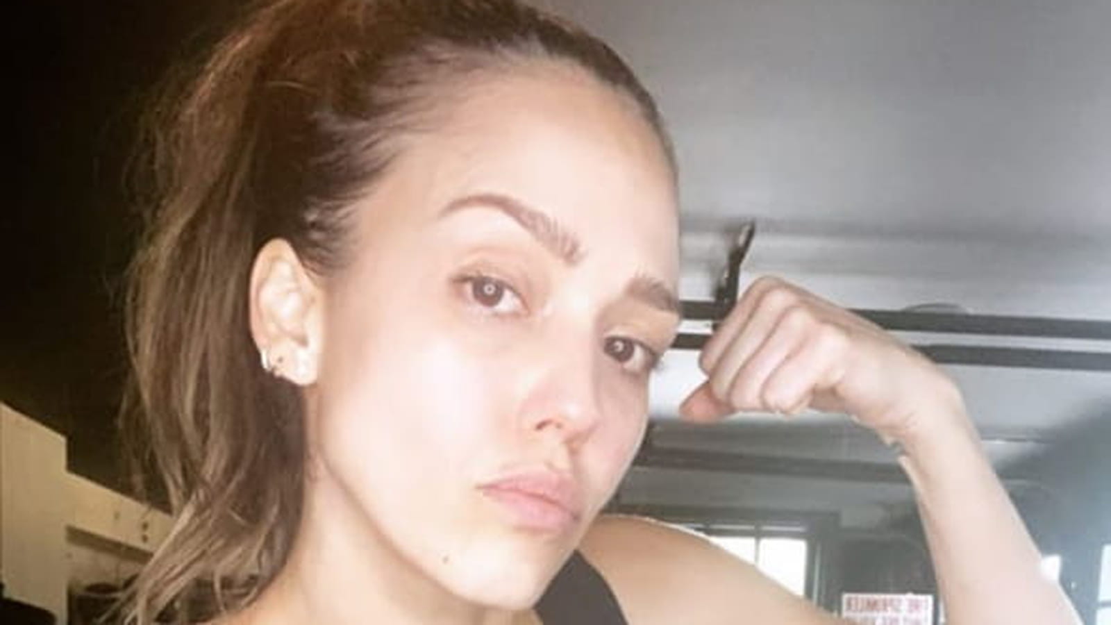 Jessica Alba au naturel 