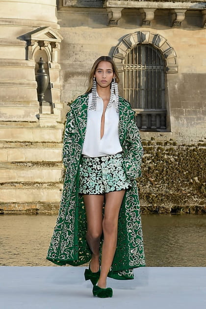 Look 44&nbsp;du d&eacute;fil&eacute; Valentino haute couture automne-hiver 2023-2024