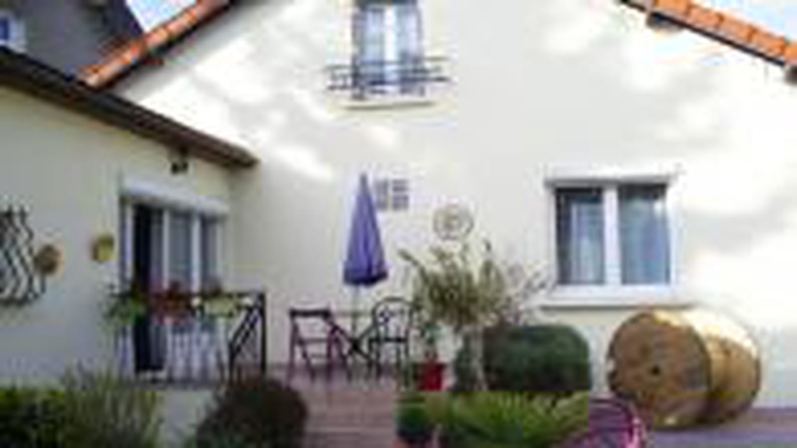 La maison vue de l'extérieur