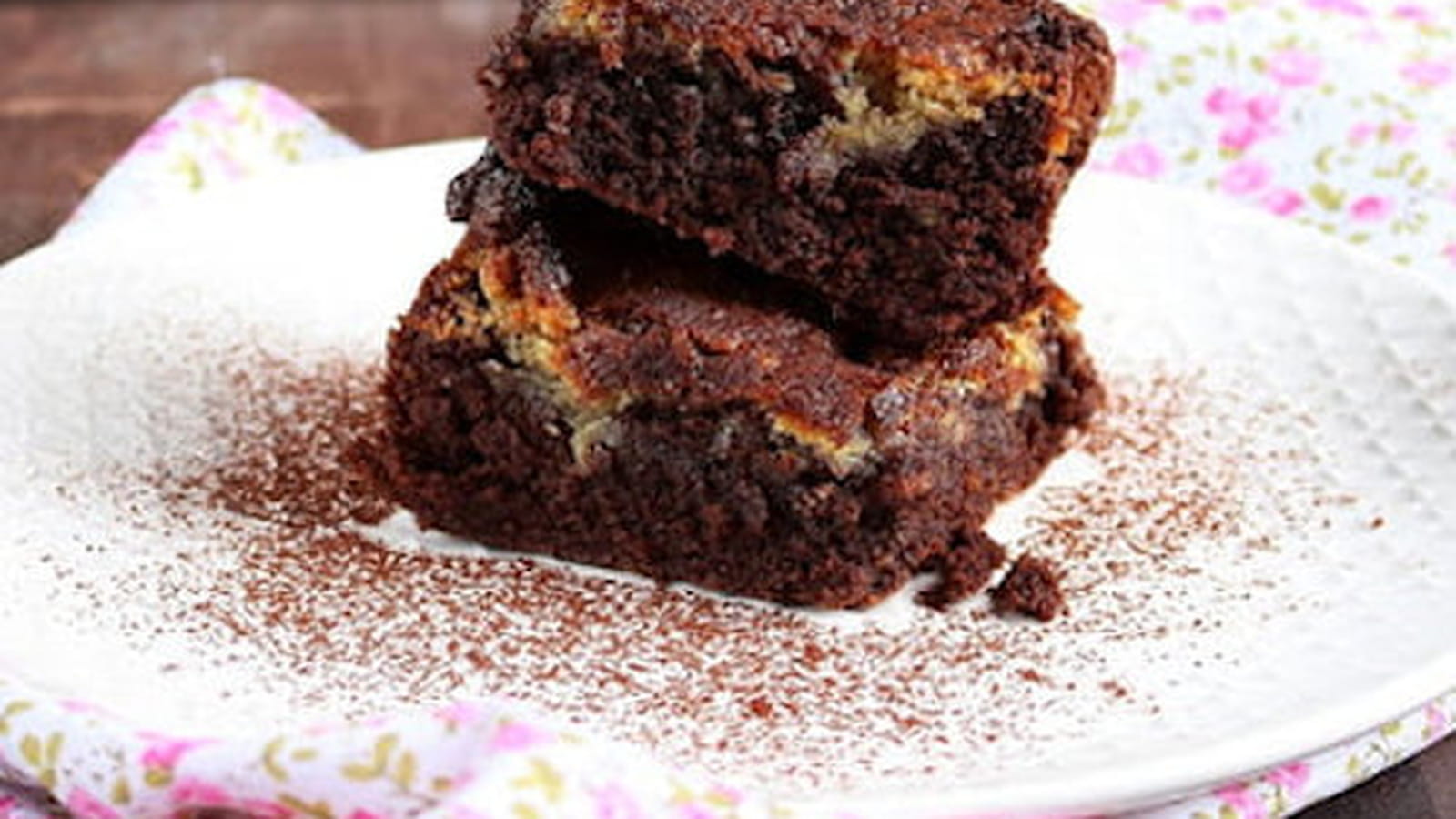 Brownie marbré au chocolat noir et chocolat blanc