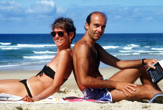Alain Juppé et sa première femme, Christine Leblond, à Hossegor (1981)
