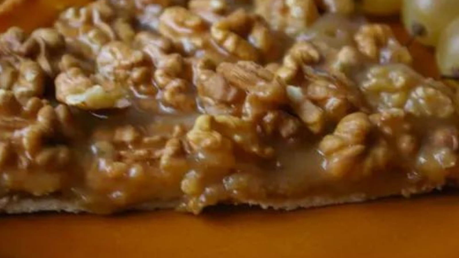 Tarte aux noix et caramel