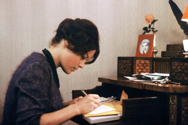 Romy Schneider, chez elle, en 1959