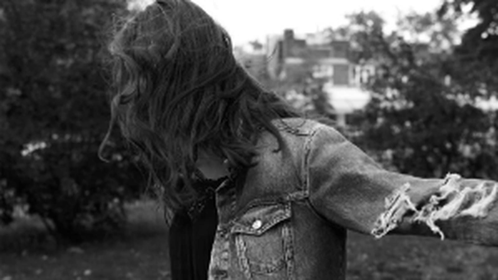 Petites robes noires pour la gloire