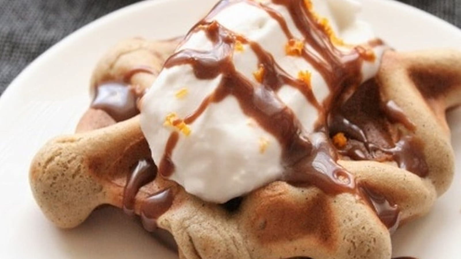 Gaufres vegan à la chantilly coco-bergamote 