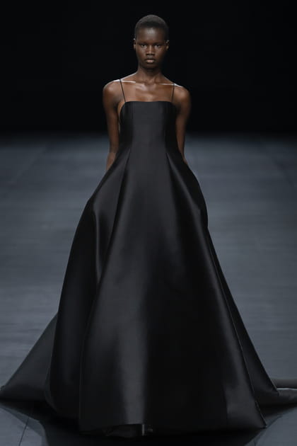 Look 72&nbsp;du d&eacute;fil&eacute; Valentino