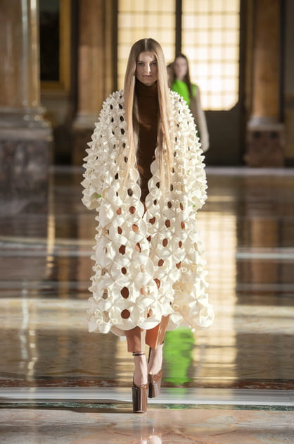 Valentino Haute Couture printemps-&eacute;t&eacute; 2021