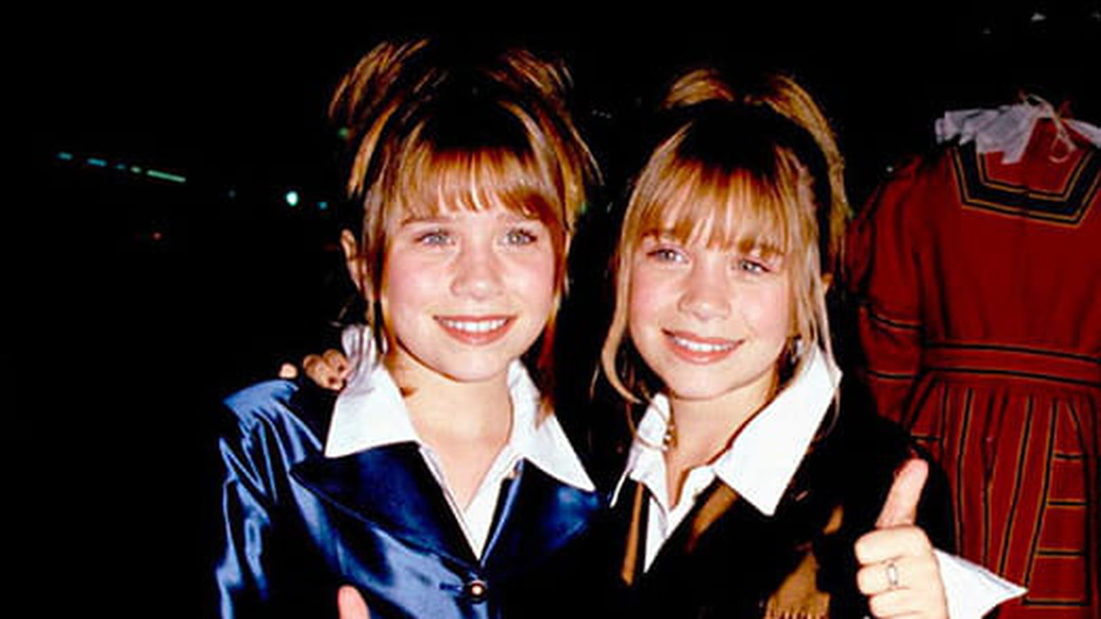 Mary-Kate et Ashley Olsen en 1998