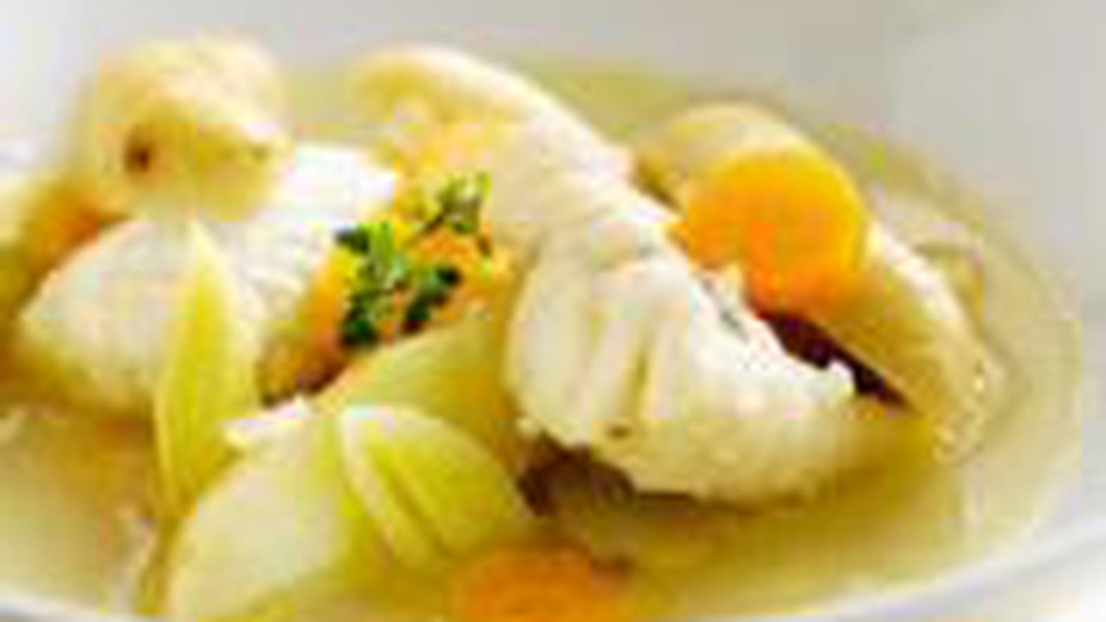 Pommes de terre et nage de lotte