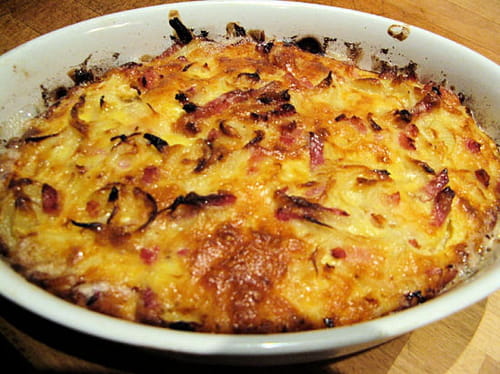 Clafoutis d'oignons au bacon