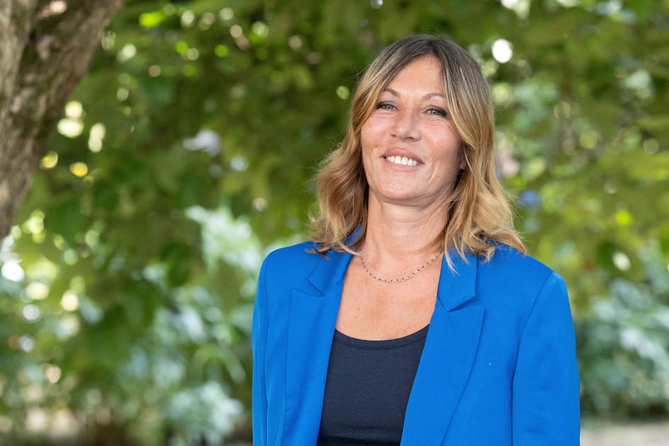 Mathilde Seigner, radieuse avec son ombr&eacute; hair