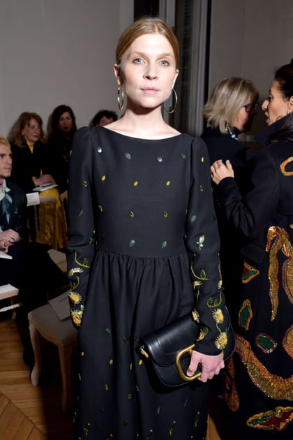 Cl&eacute;mence Poesy au d&eacute;fil&eacute; Valentino