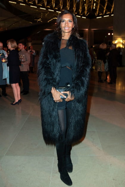 FLOP : Karine Le Marchand en manteau fourrure