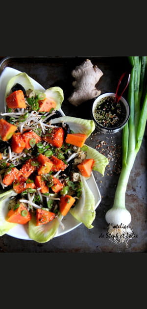 Salade de tofu et papaye aux petites graines