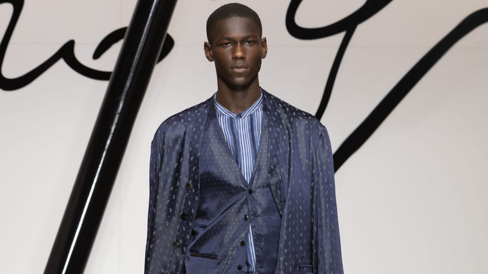 Look 48