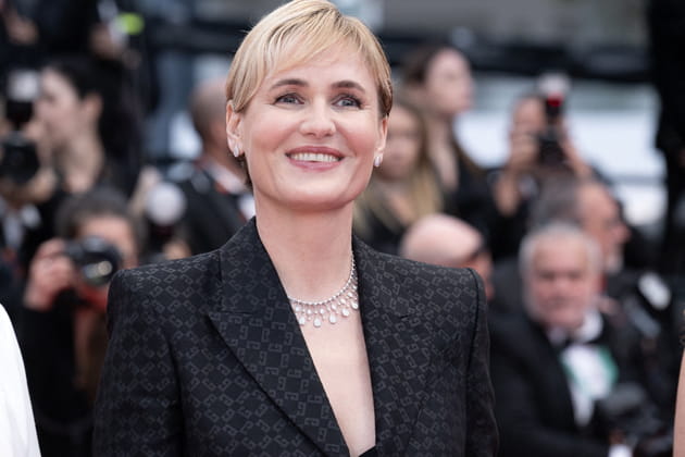 Judith Godrèche brille sur le tapis rouge à Cannes