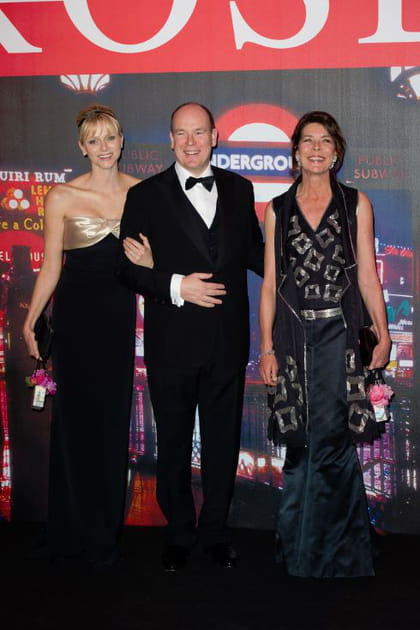 Caroline de Monaco en robe scintillante