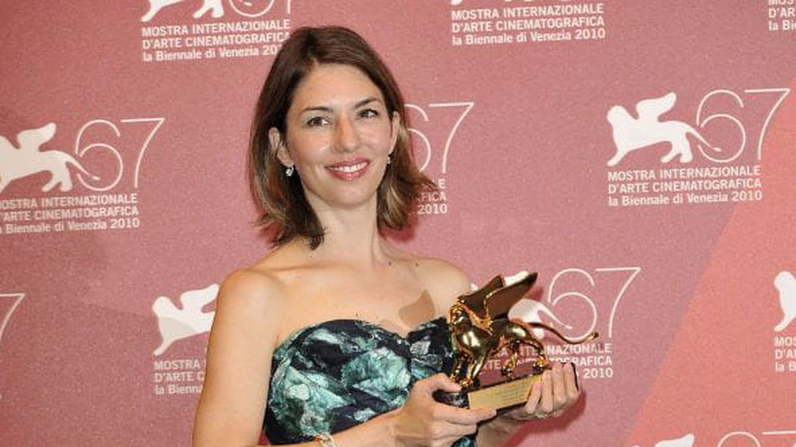 20 looks qui prouvent que Sofia Coppola incarne mieux que personne le chic américain