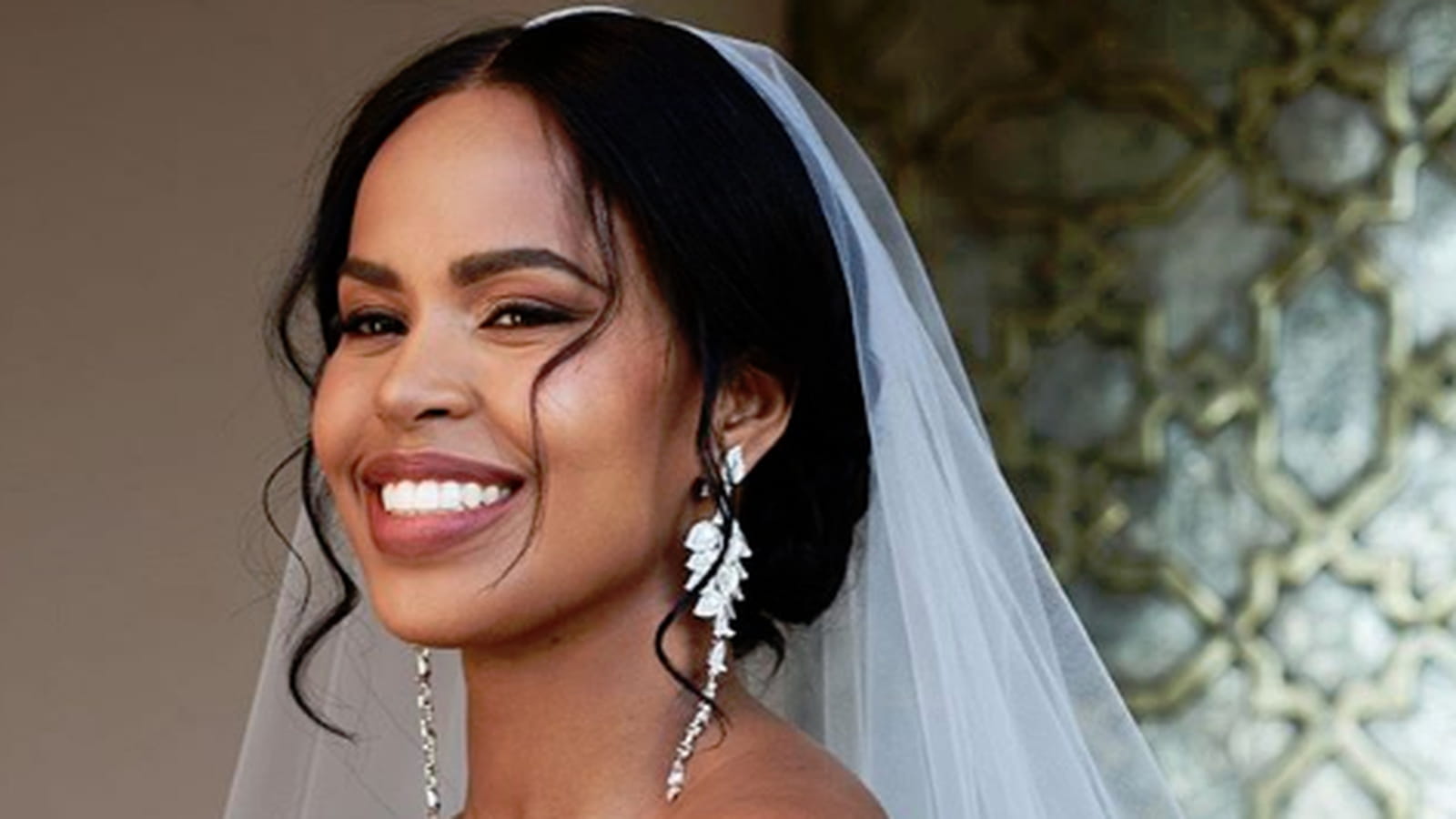 Sabrina Dhowre