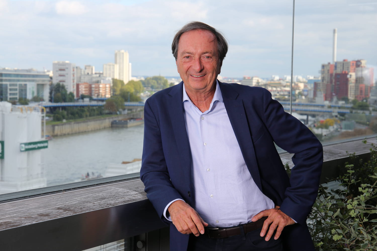 “I don’t behave like someone privileged” (excluded)