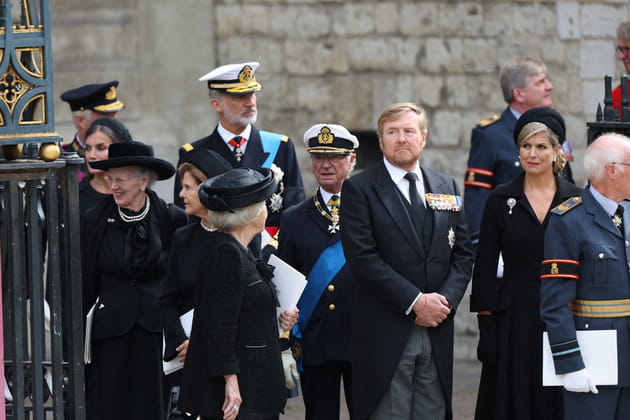 Letizia et Felipe d'Espagne, Margrethe II du Danemark, Silvia et Carl Gustaf de Su&egrave;de, Willem Alexander et Maxima des Pays-Bas - PHOTOS des invit&eacute;s aux obs&egrave;ques de la reine