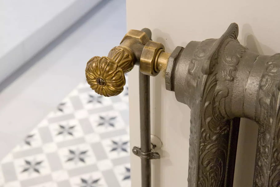 La couleur bronze : comment l'adopter en décoration d'intérieur ?