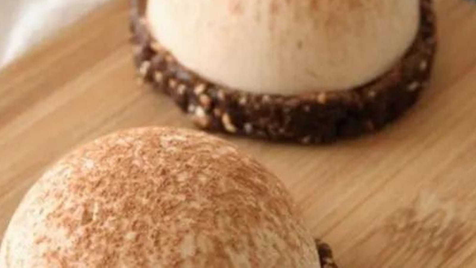 Mousse de marron sur sa pâte de dattes chocolatée