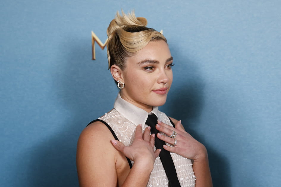 Florence Pugh est superbe en blonde
