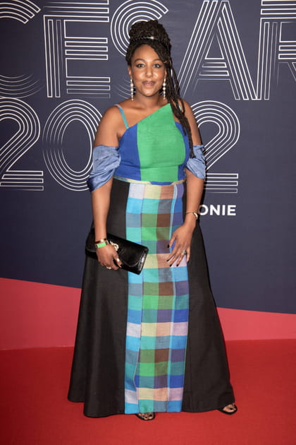 A&iuml;ssatou Diallo Sagna en robe &agrave; carreaux