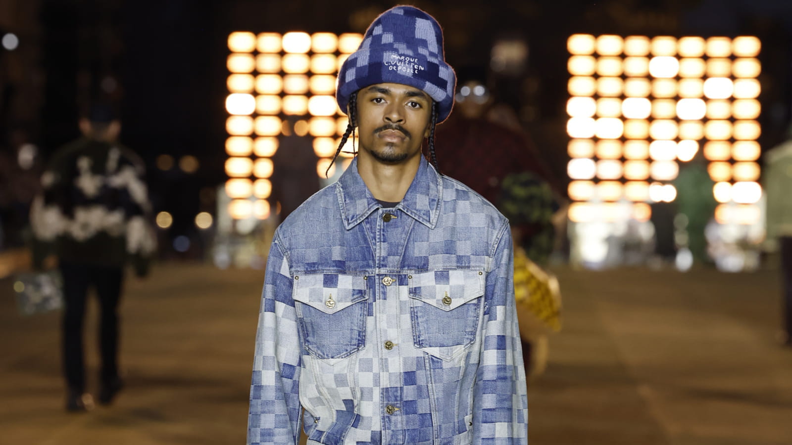 Look 23