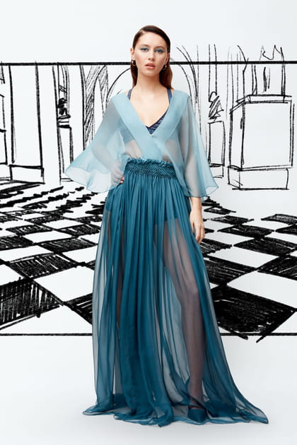 TOP&nbsp;: Iris Law en ensemble Dior