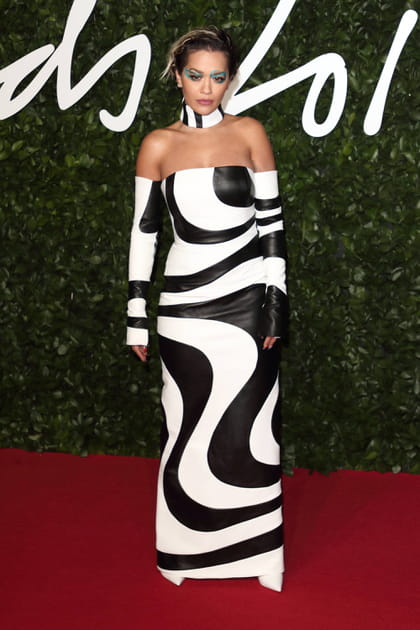 Rita Ora aux British Fashion Awards 2019 