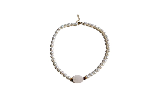 Collier "Love Note Pearl Necklace" de Holi Editions