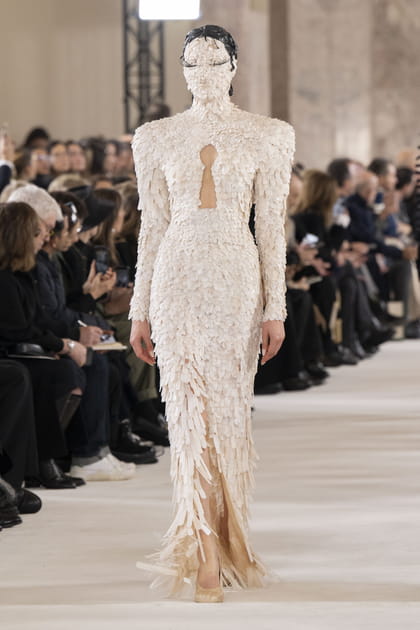 Look 9 du défilé Schiaparelli haute couture printemps-été 2024