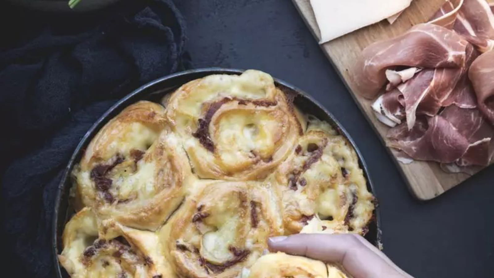 Brioche roulée revisitée façon raclette