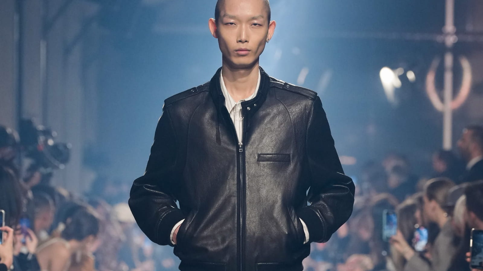 Look 37