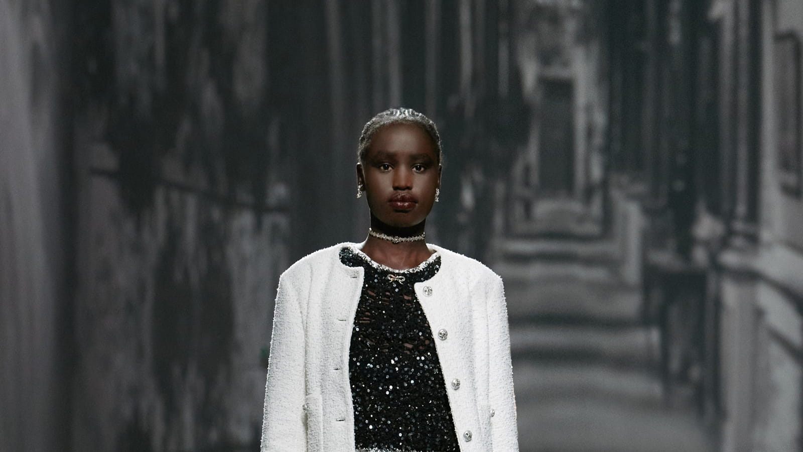 Look 26