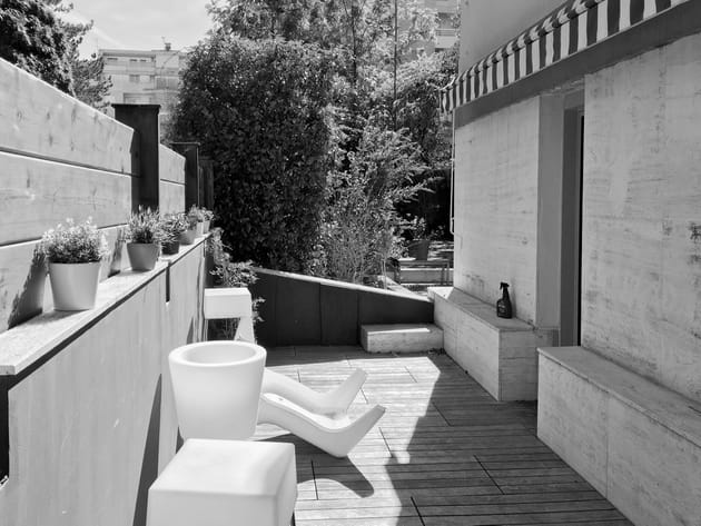 Avant&nbsp;: une terrasse bien expos&eacute;e mais peu utilis&eacute;e