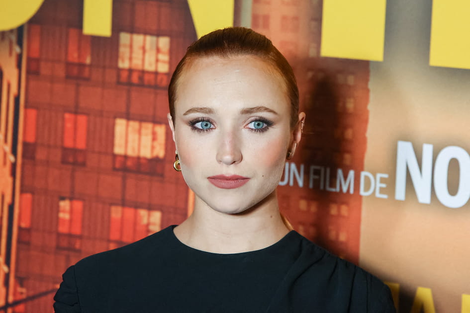 Le teint lumineux de Chlo&eacute; Jouannet