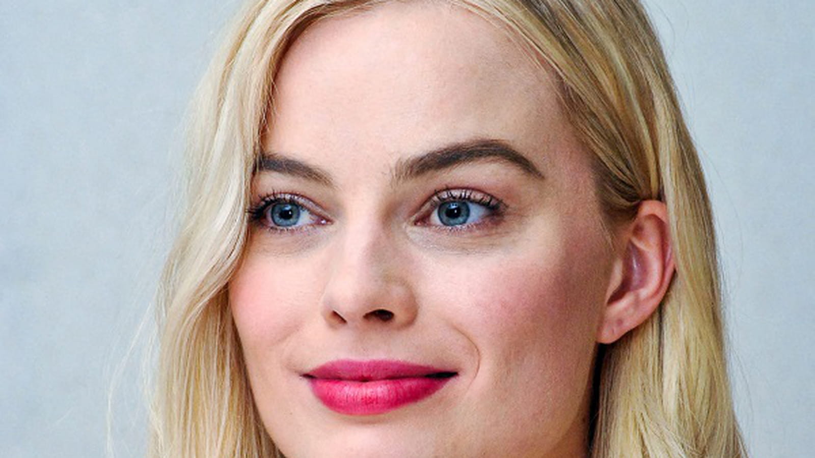 Margot Robbie, cheveux longs
