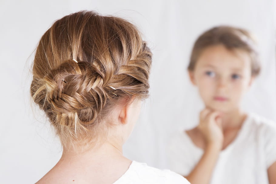 Dim propose de "gommer les imperfections" des petites filles