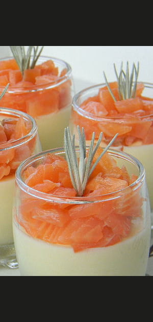 Mousse d'asperge au saumon fum&eacute;