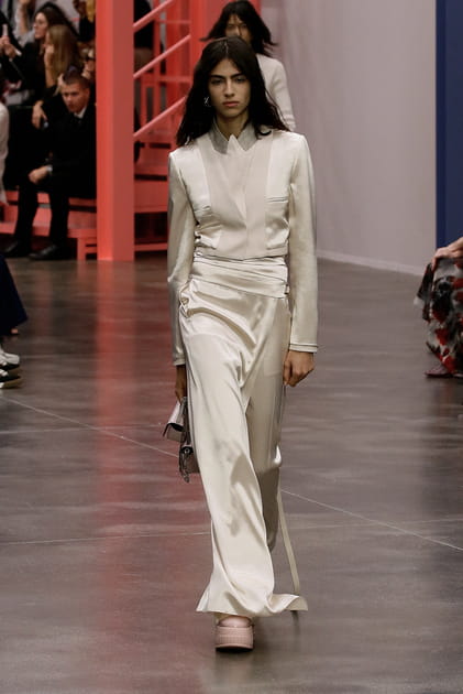 Look 64&nbsp;du d&eacute;fil&eacute; Fendi