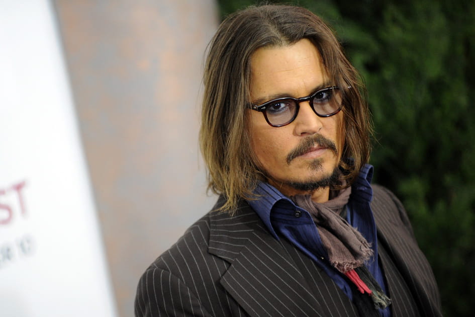 Johnny Depp, cheveux longs