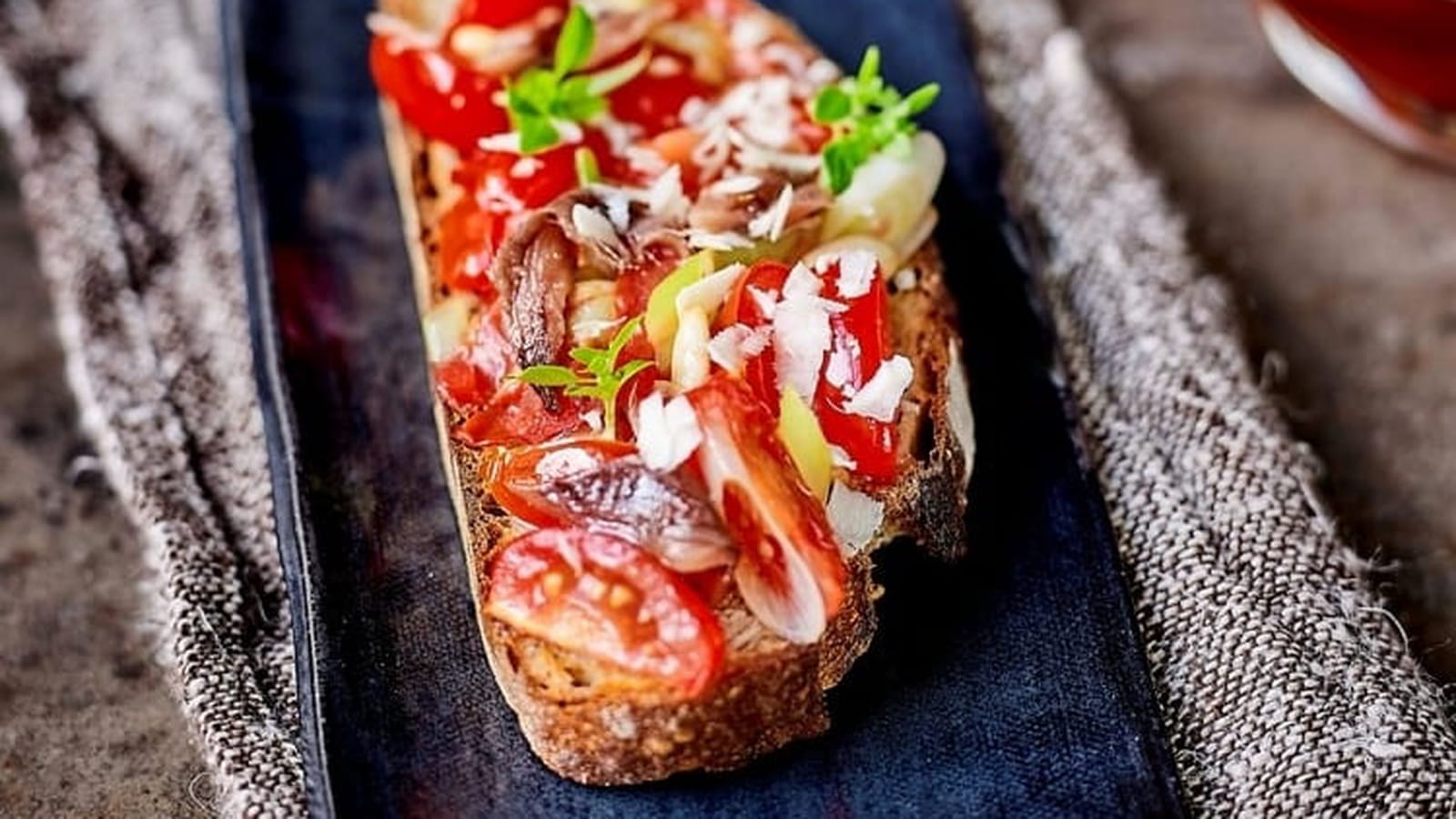 Bruschetta tomate et anchois
