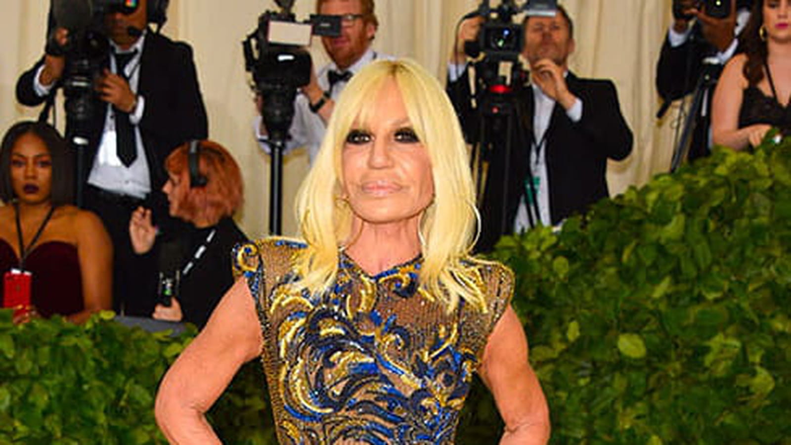 Donatella Versace le 7 mai 2018