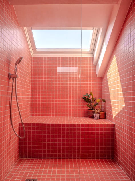Apr&egrave;s&nbsp;: une grande douche vue sur le ciel