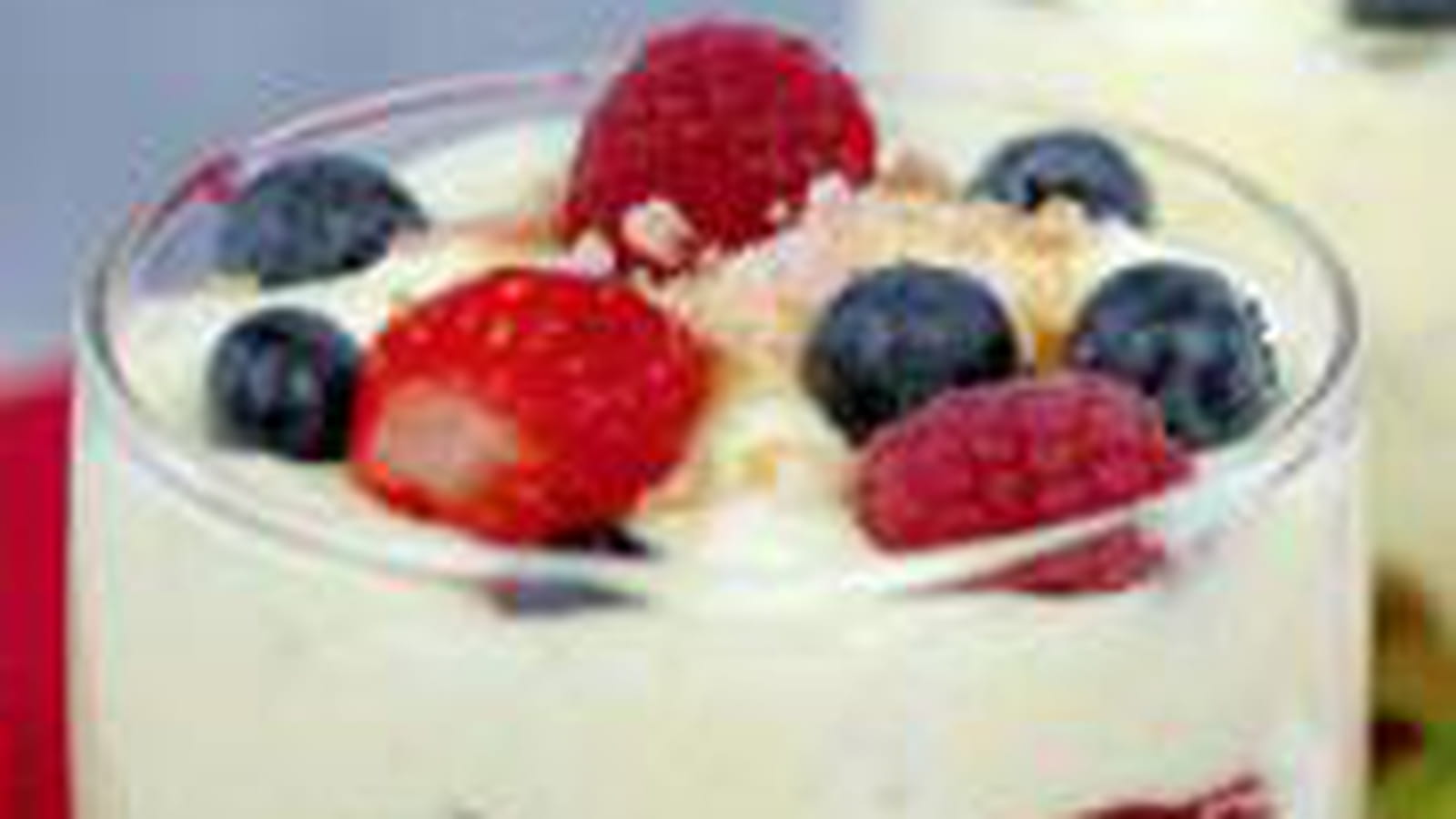 Tiramisu aux fruits rouges en verrine