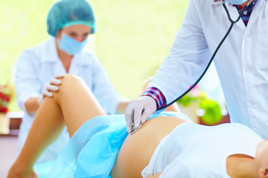 Hémorragie de la délivrance : causes et traitements