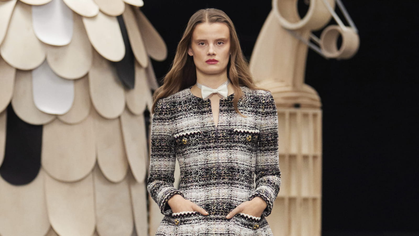 Look 11